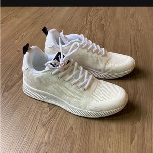 Men Conzuri ICE RUNNERS (2.4" height BOOST) Sneakers